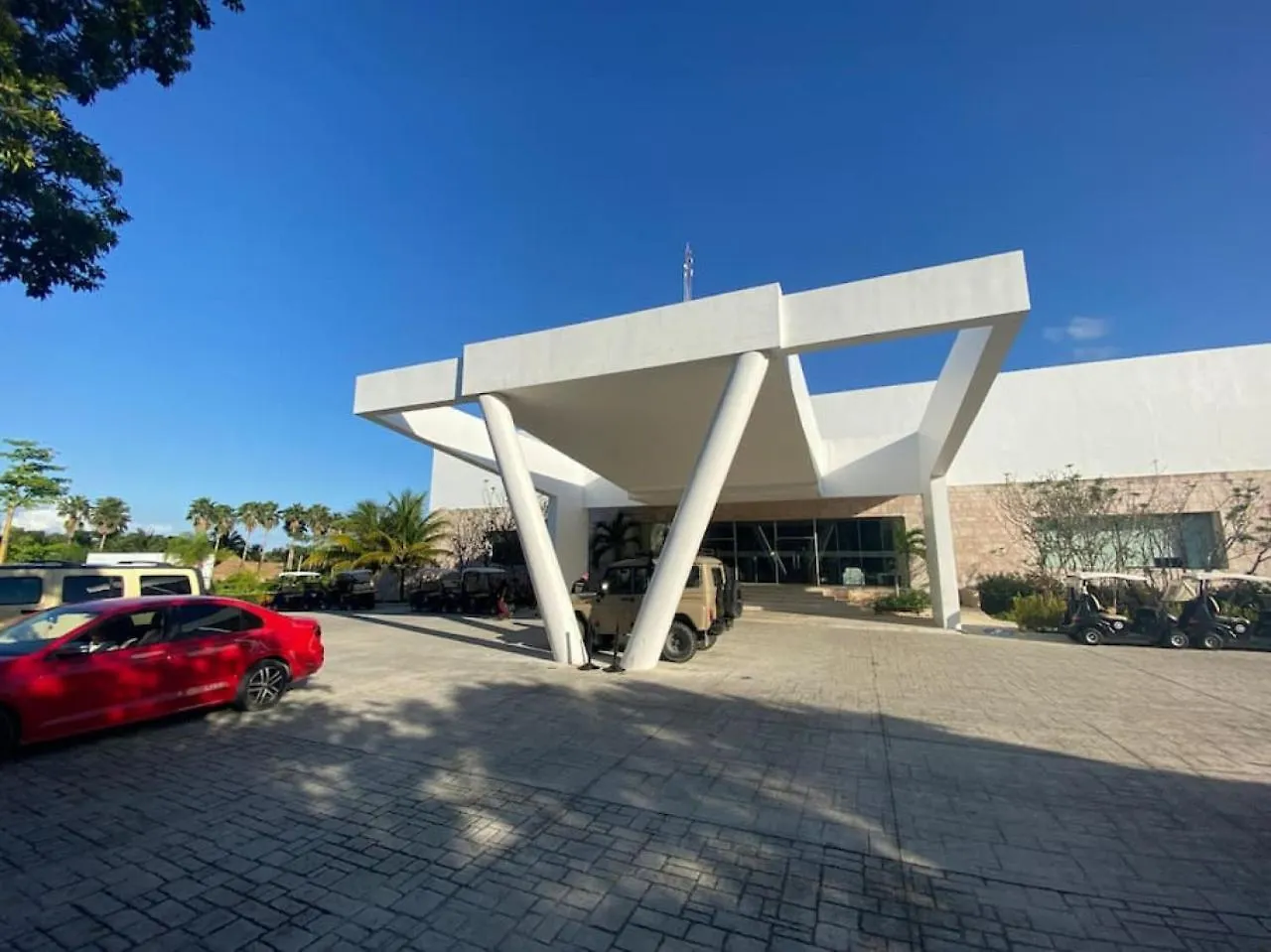 2Bd Condo In Bahia Principe Pga Golf, Beach Club Akumal Apartment