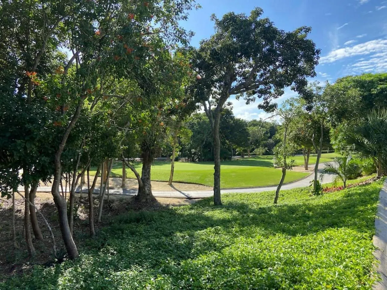 2Bd Condo In Bahia Principe Pga Golf, Beach Club Akumal Apartment